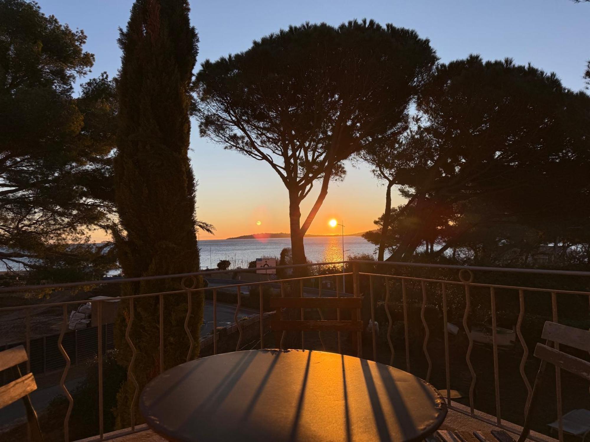 Villa Angelina Front Beach Grimaud Kültér fotó